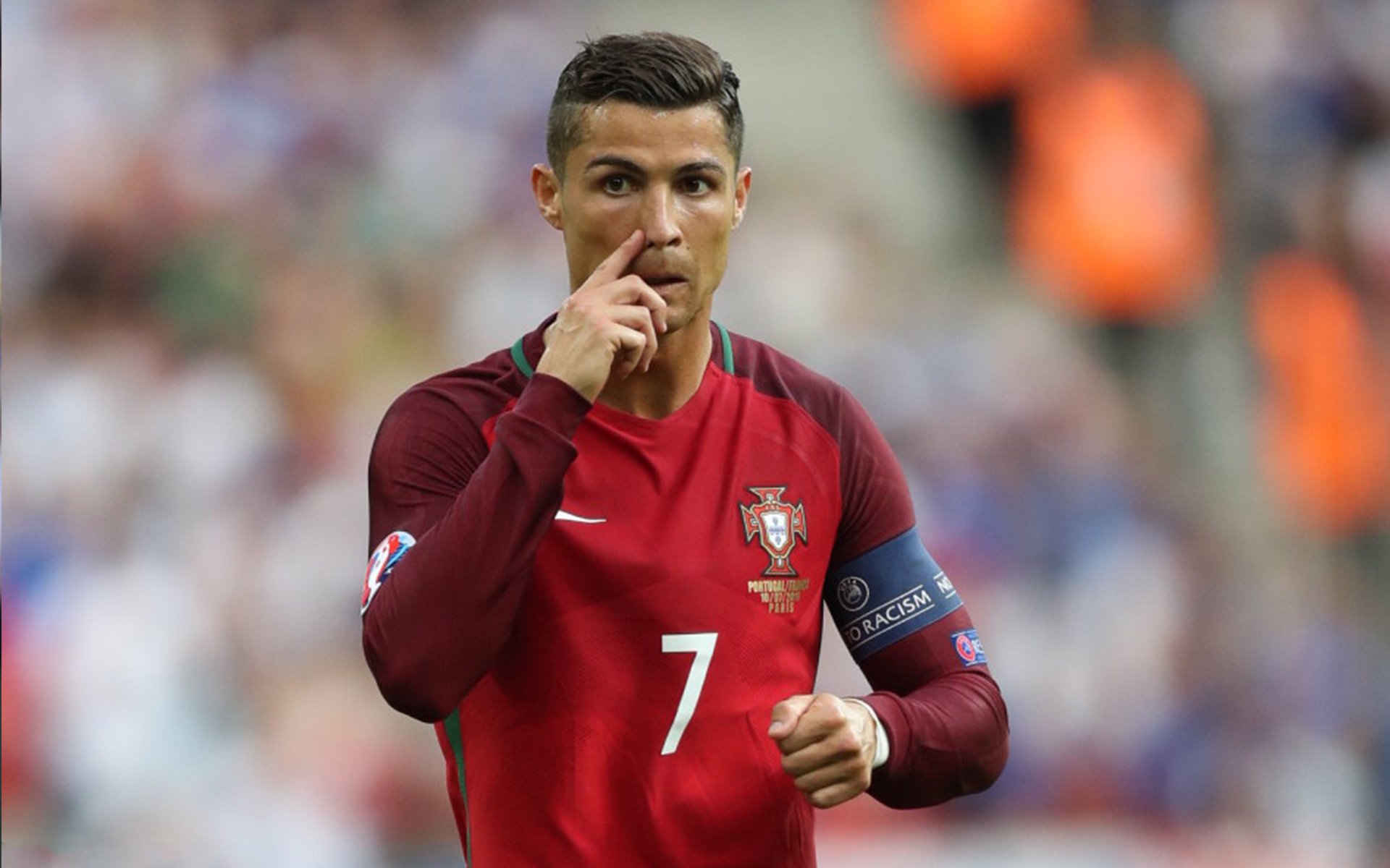 开云体育中国官方网站-中国足球产业链绿色化发展新篇章，足球产业规模